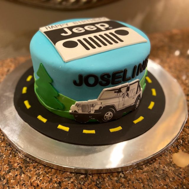 Jeep cake | Jeep cake, Birthday cakes for men, Truck birthday cakes
